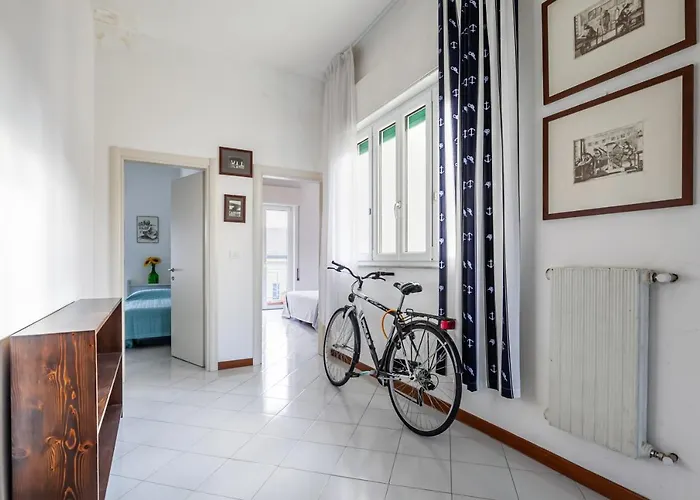 Apartmán Guesthost - Roomy With Balconies